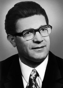 B. Kovács András